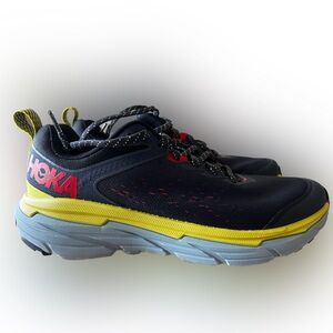 Joke Challenger tennis shoes